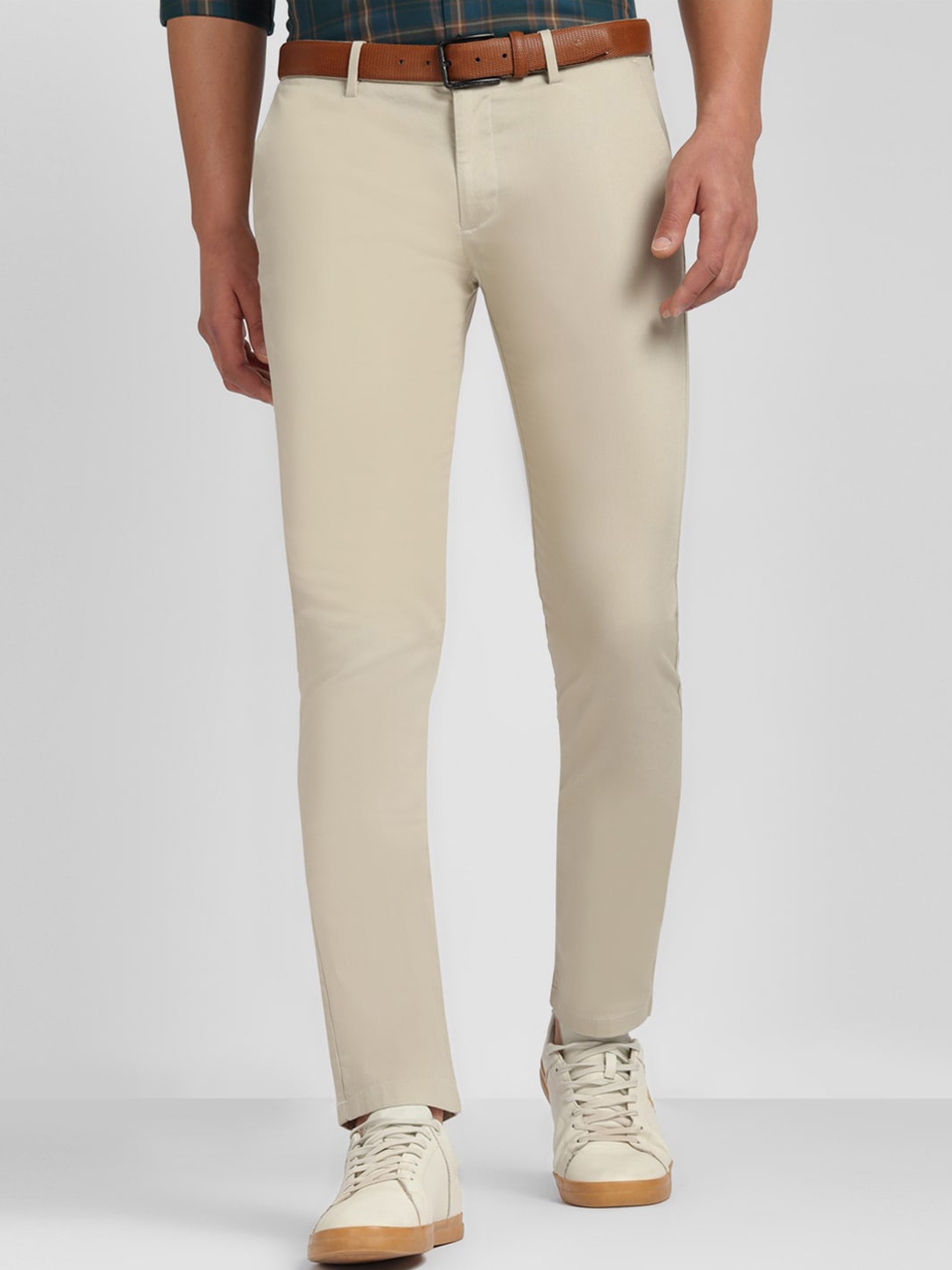 

Allen Solly Men Slim Fit Mid-Rise Plain Cotton Regular Trousers, Cream