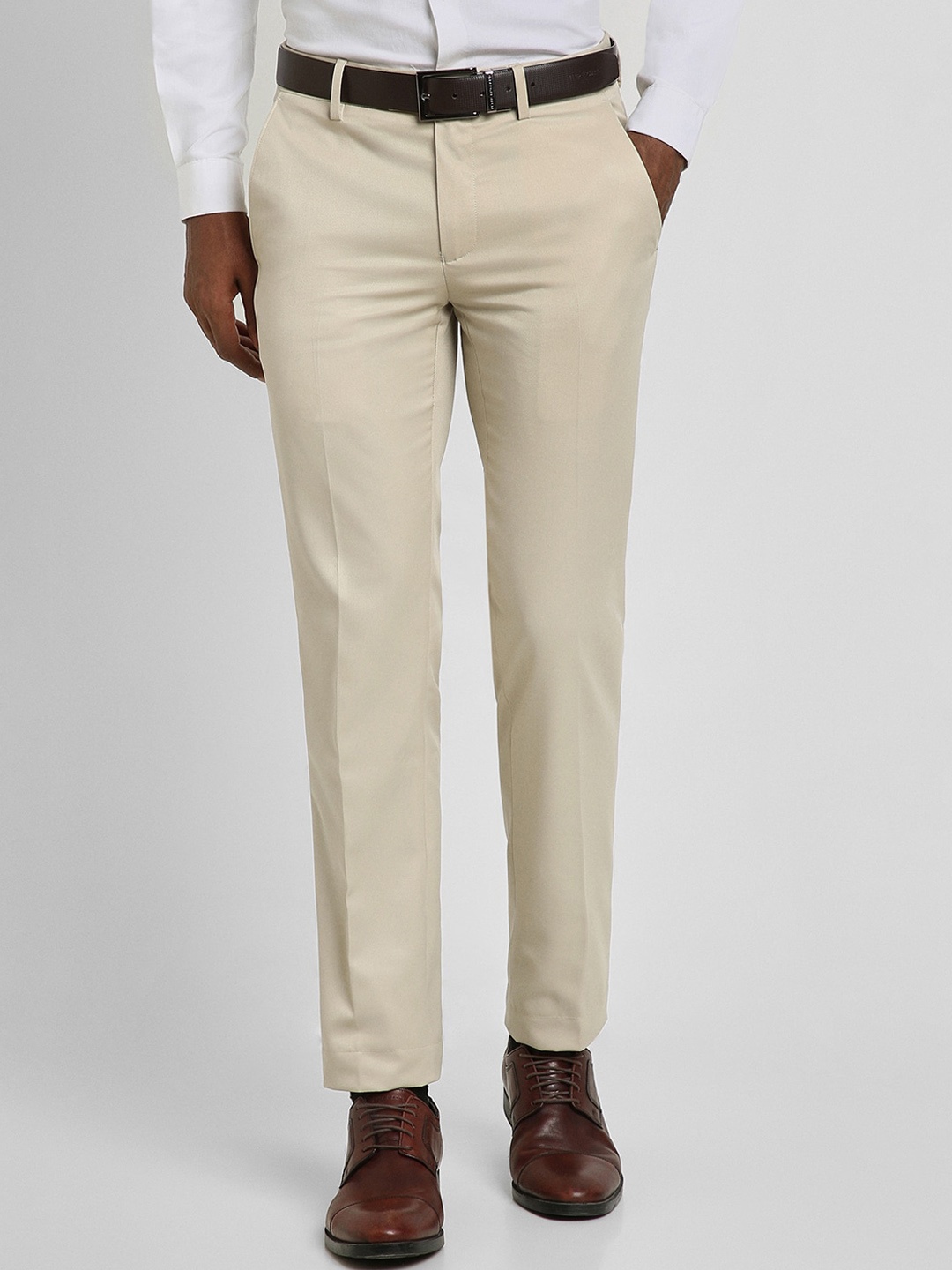 

Peter England Elite Men Slim Fit Mid-Rise Formal Trouser, Beige