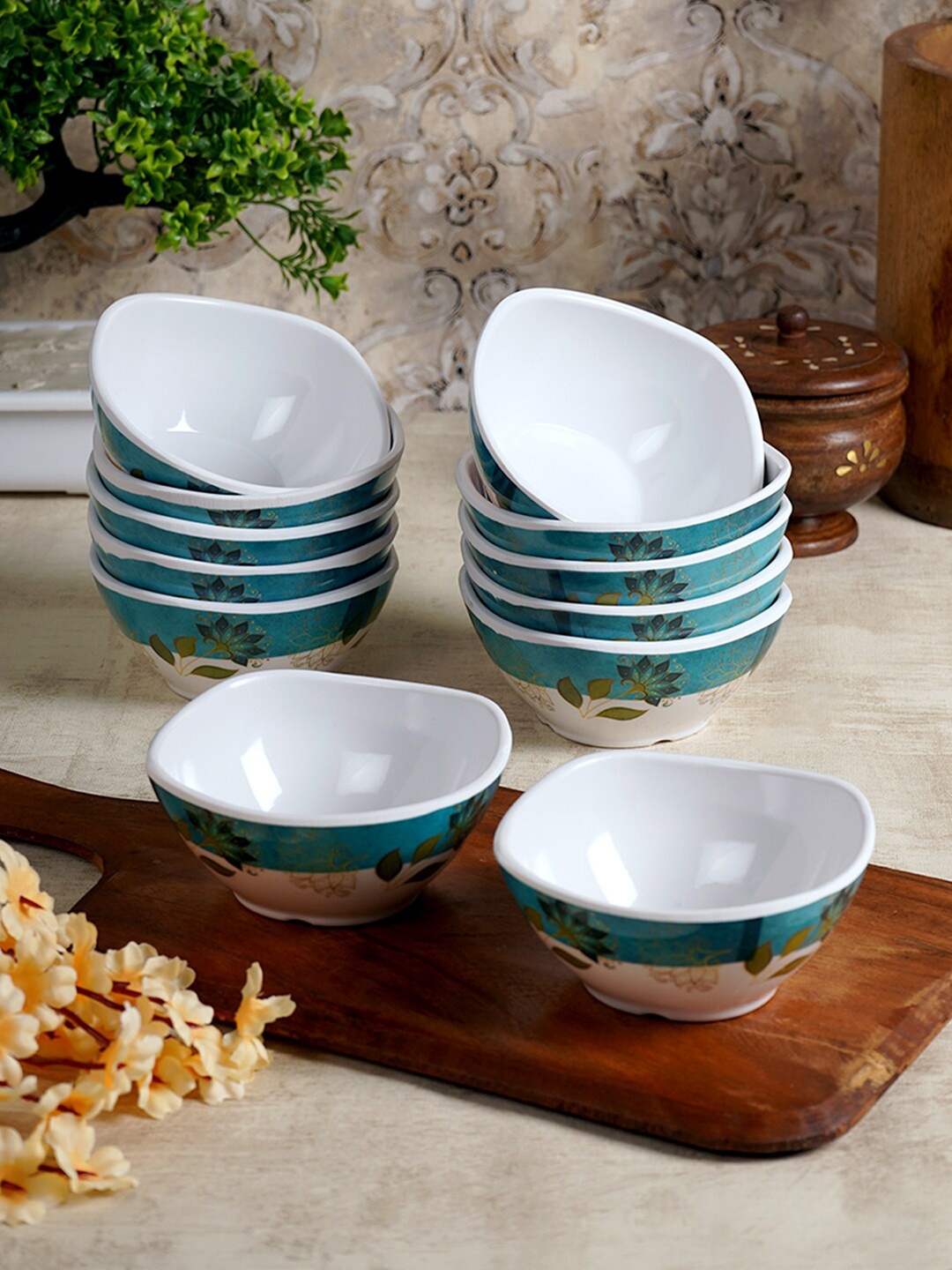 

CDI Green & White 12 Pieces Hand Painted Printed Melamine Glossy Bowls