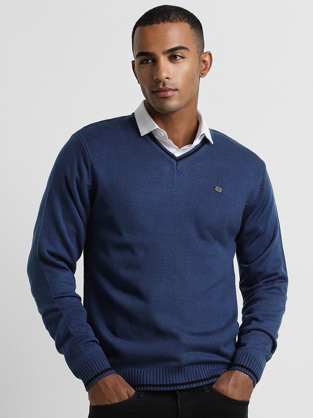 

Peter England Casuals V-Neck Long Sleeves Pullover, Navy blue