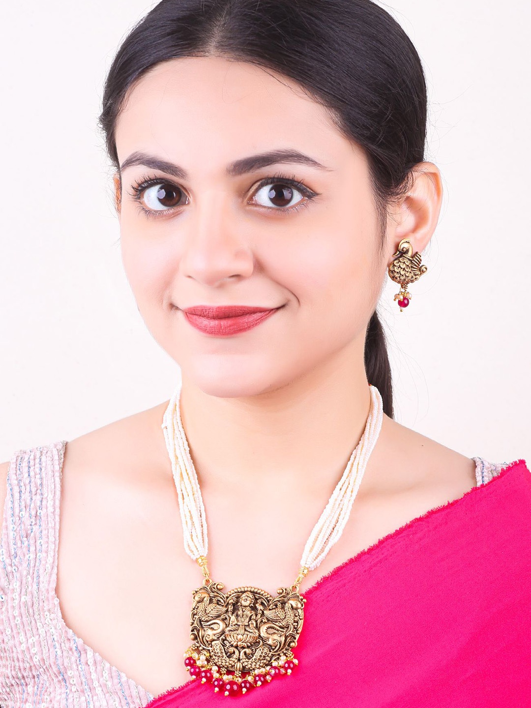 

GRIIHAM Gold-Plated Pearl Beaded Temple Necklace With Earrings