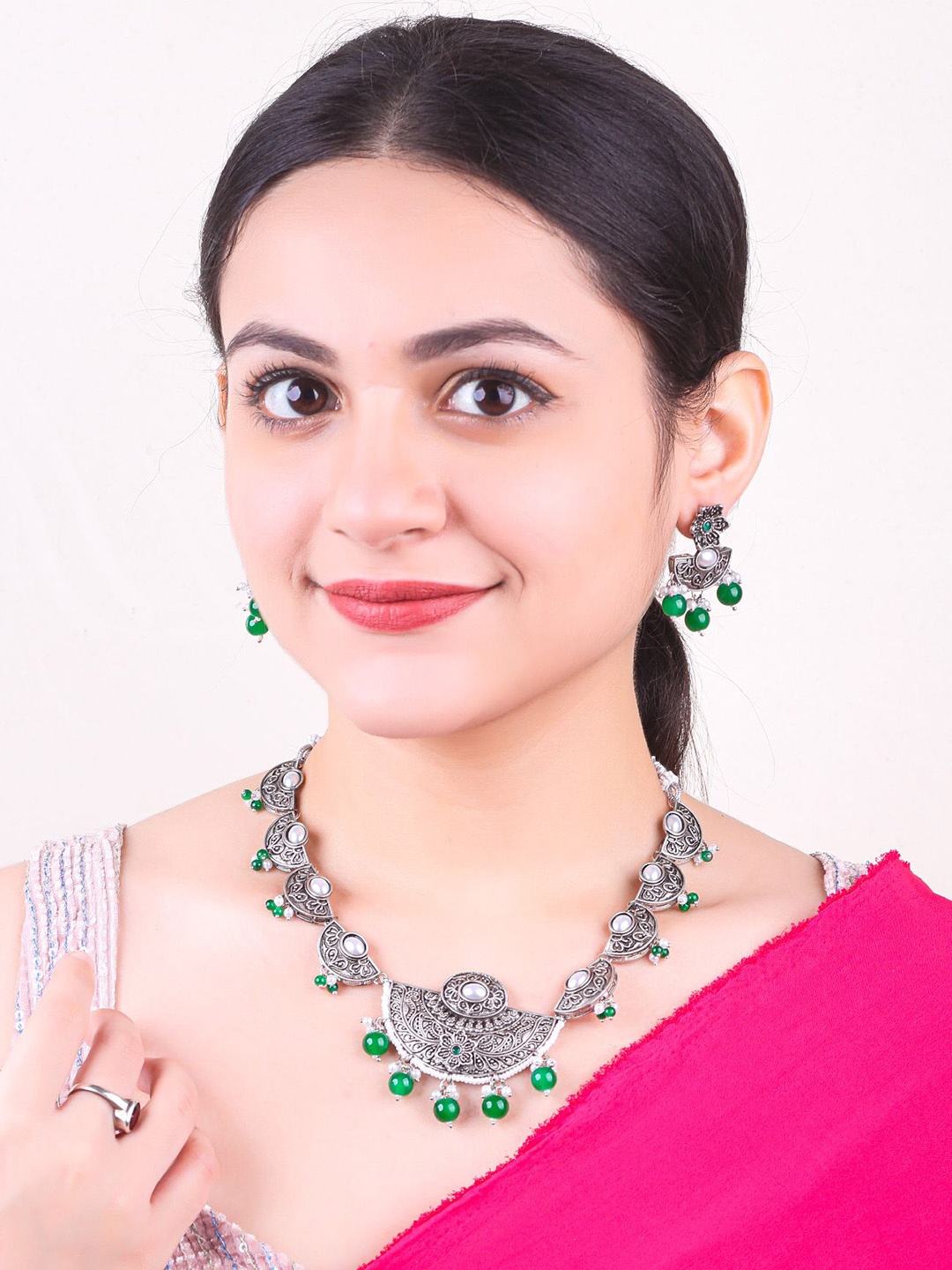 

GRIIHAM Silver-Plated Beads Beaded Oxidised Necklace With Earrings