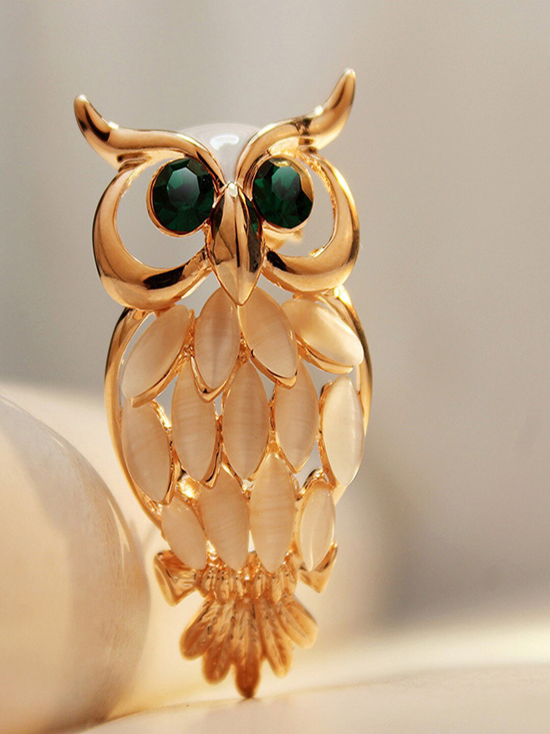 

UNIVERSITY TRENDZ Women Stone Studded Owl Brooch, Gold