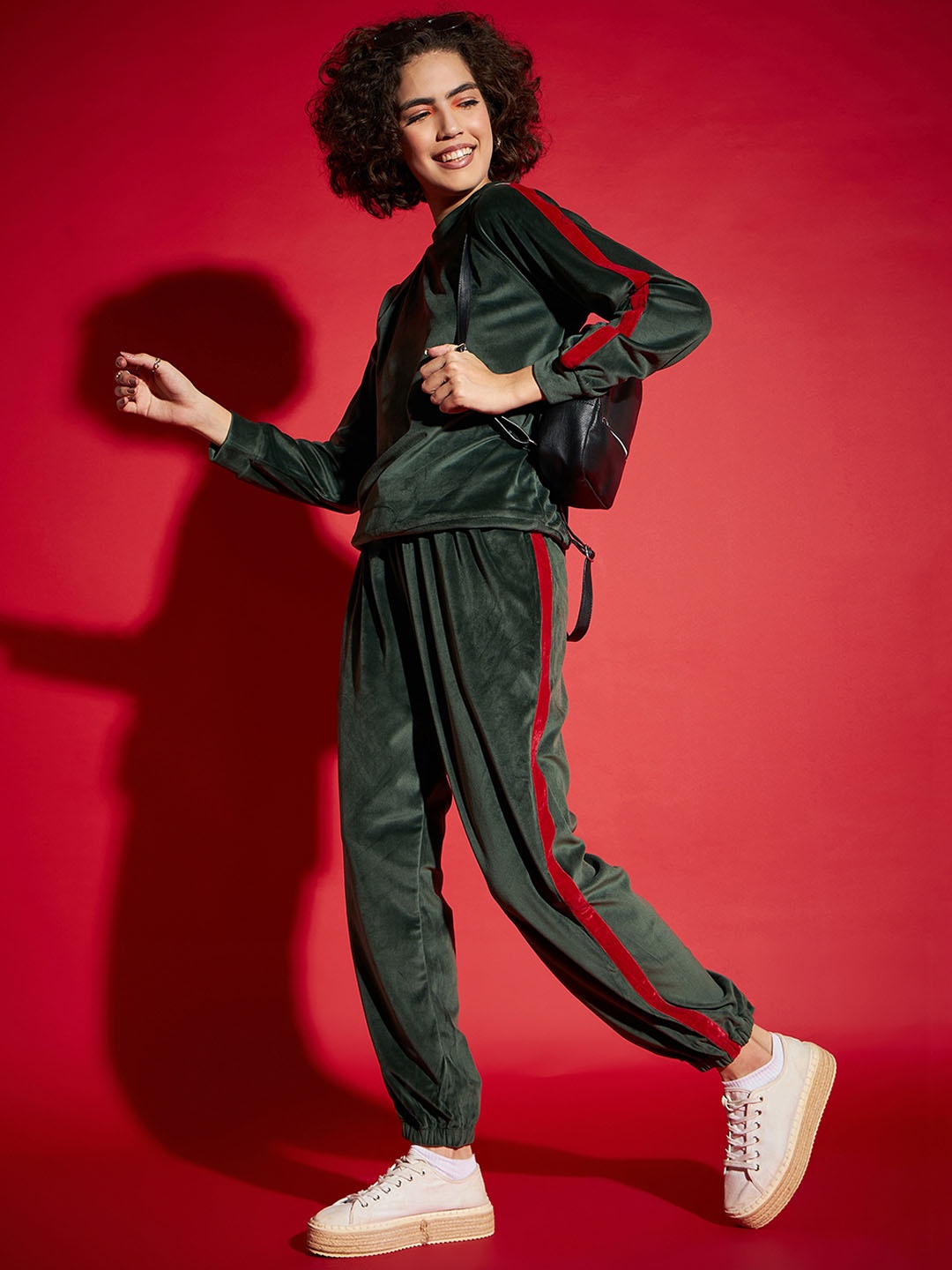 

SASSAFRAS Green Velvet Tape Detail Sweatshirt With Joggers