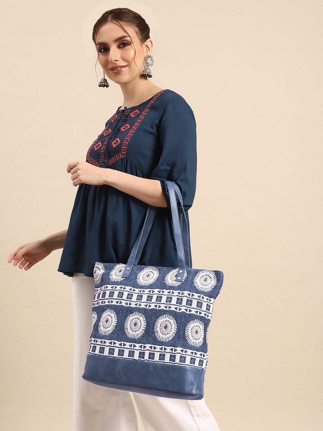 

Sangria Ethnic Motifs Printed Oversized Shopper Tote Bag, Navy blue