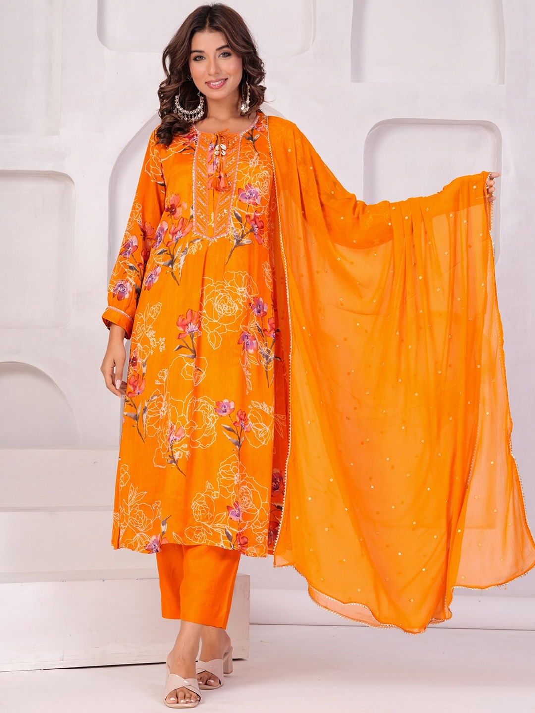 

EtnicaWear Floral Printed Regular Kurta with Trousers & Dupatta, Yellow