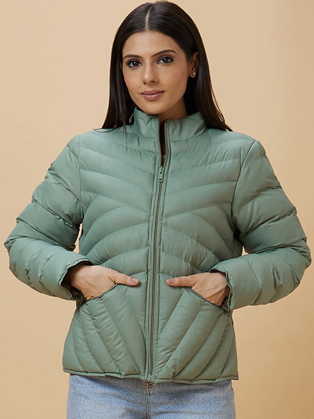

Globus Stand Collar Reversible Puffer Jacket, Green