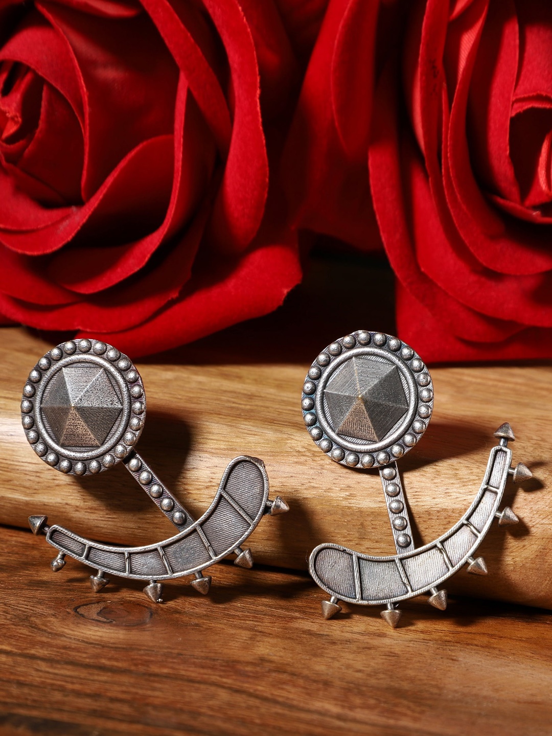 

VENI Silver-Plated Contemporary Oxidised Drop Earrings