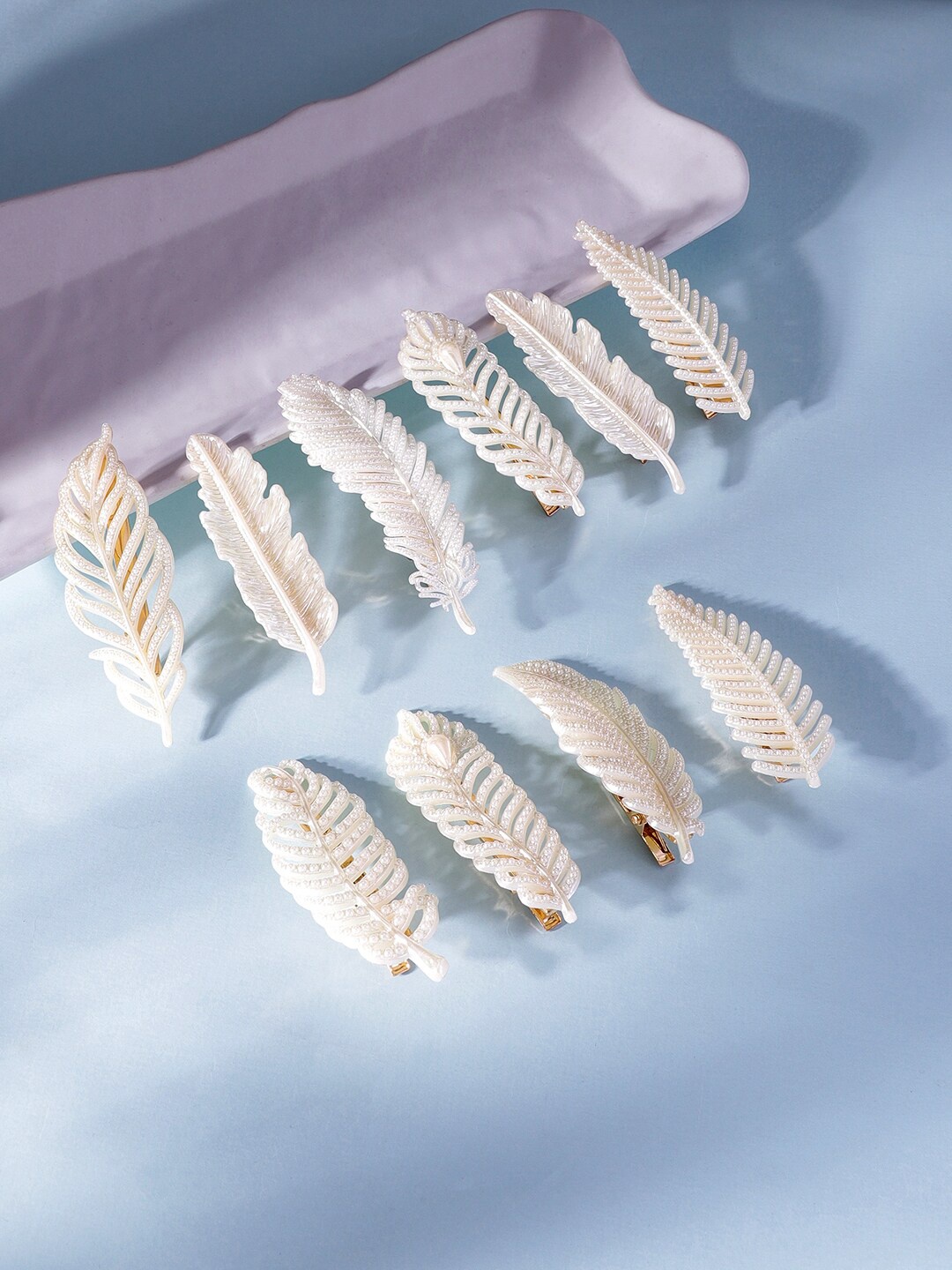 

Rubans Set Of 10 Beaded Alligator Hair Clip, White