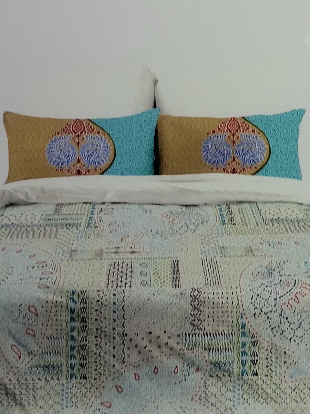 

Signature Grey & Blue Abstract Cotton 160 TC Queen Bedsheet With 2 Pillow Covers