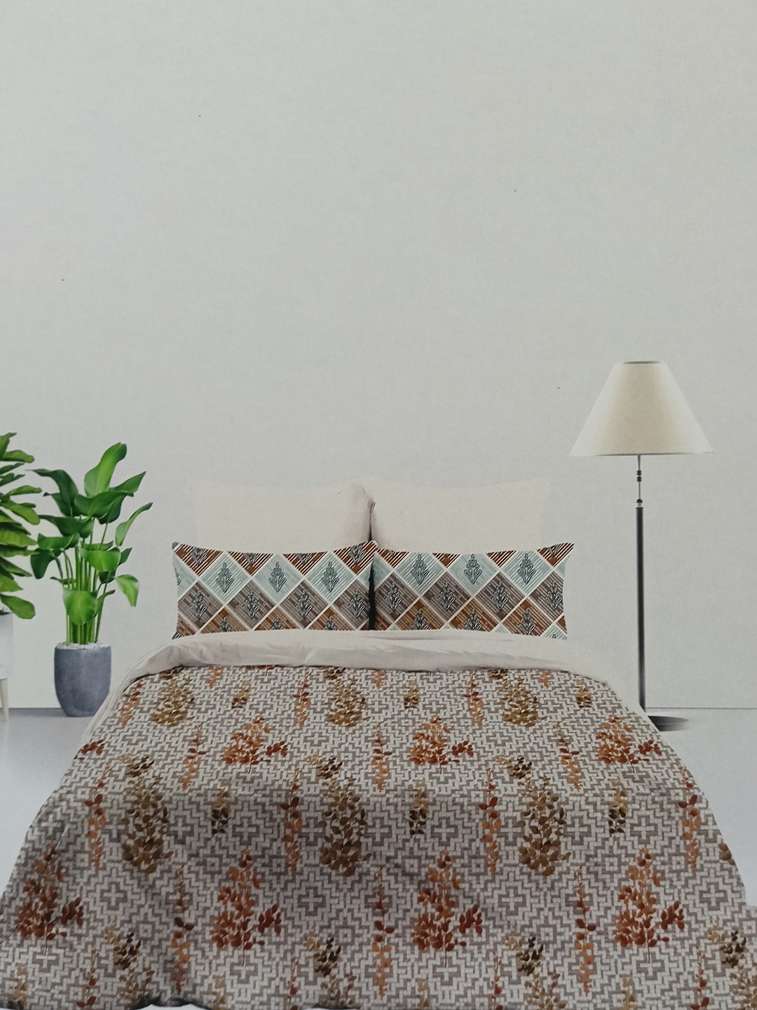 

Signature Grey & Brown Floral Cotton 160 TC Queen Bedsheet With 2 Pillow Covers