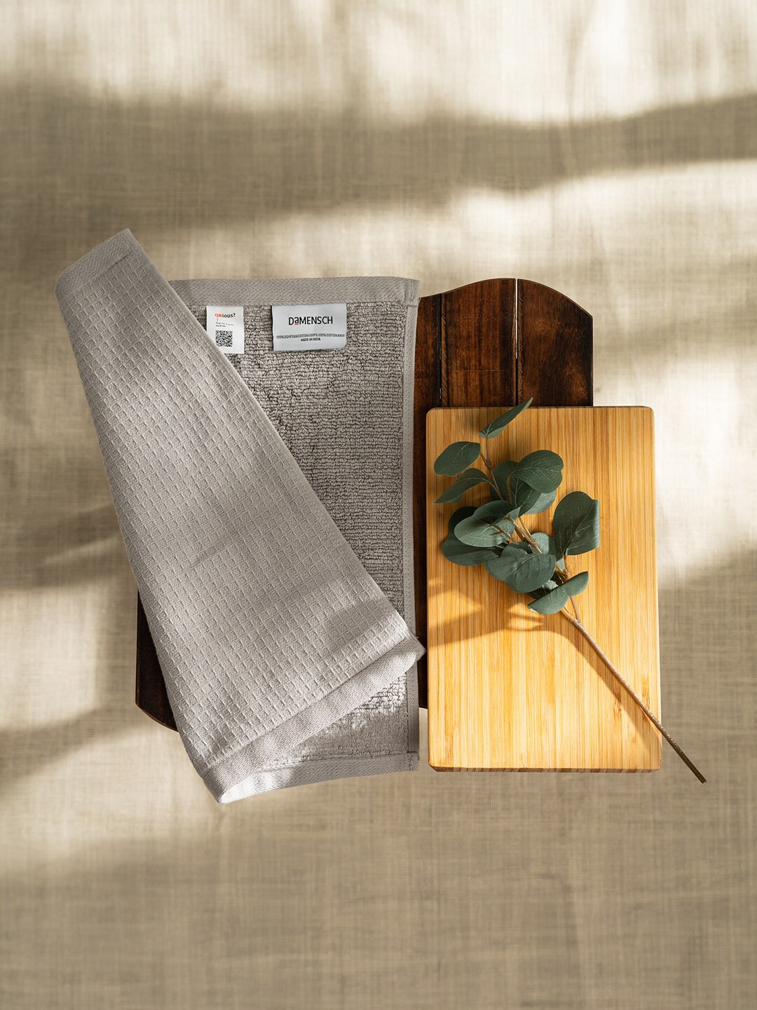 

DAMENSCH Waffle Plush Egyptian Cotton 600GSM & Terry Texture Face Towel, Grey