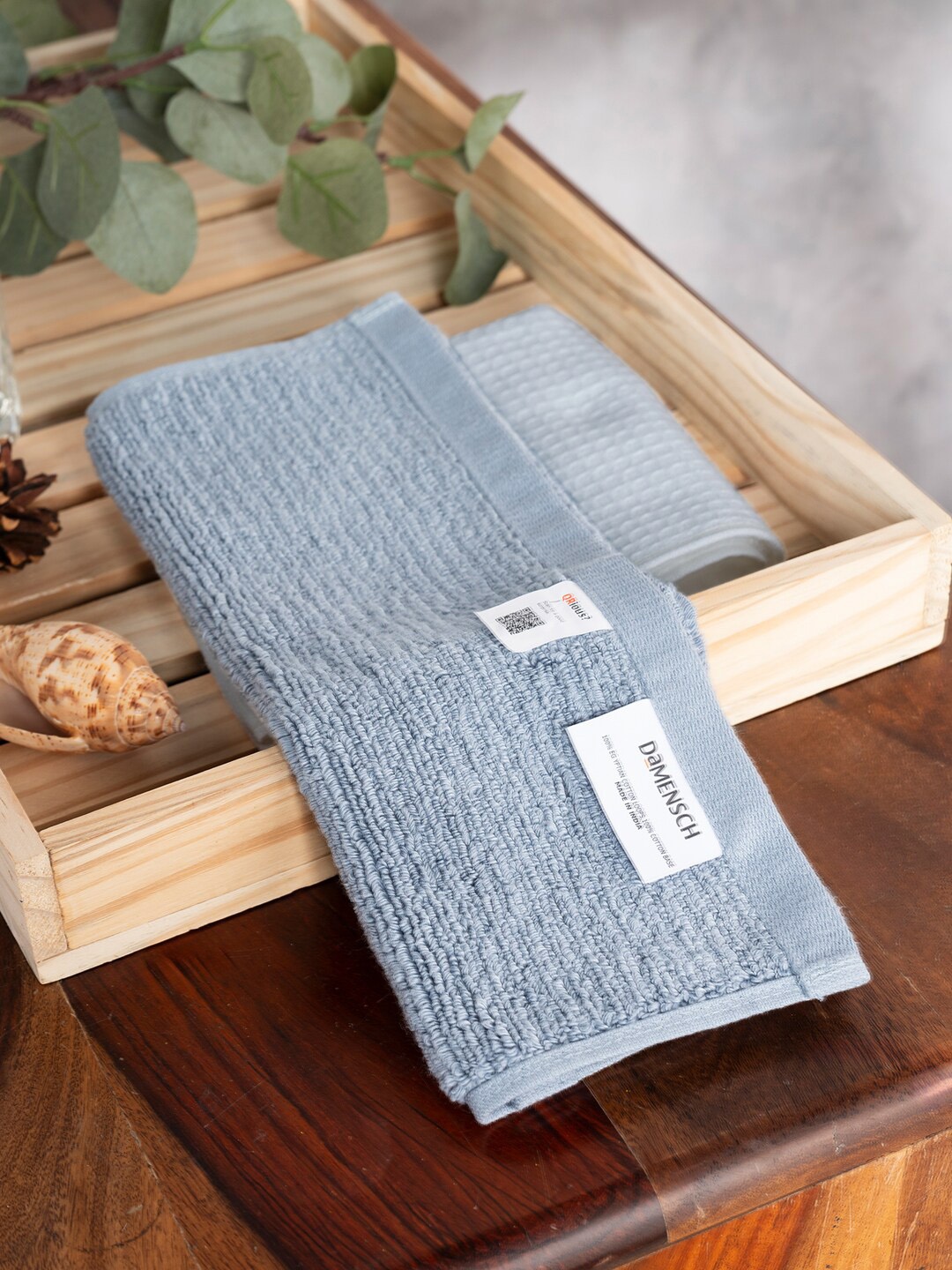 

DAMENSCH Blue Set Of 2 600GSM Waffle Egyptian Cotton and Terry Texture Hand Towel