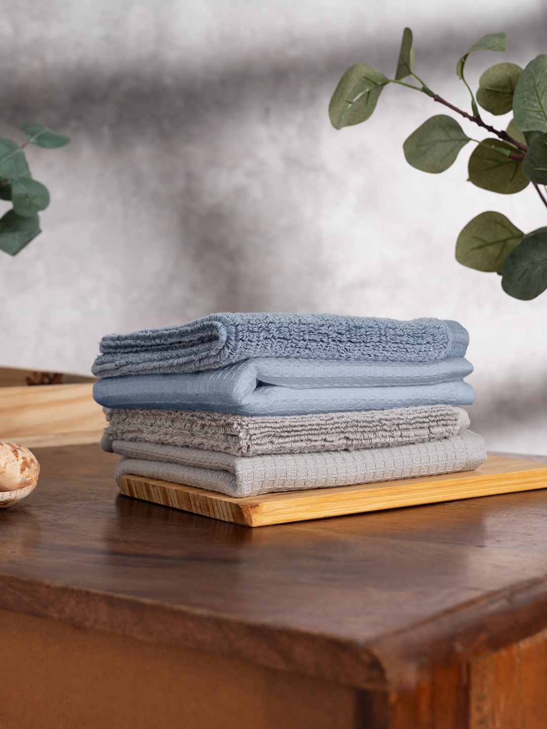 

DAMENSCH 4Pc Earthy Blue & Fog Grey Waffle Plush Cotton 600GSM & Terry Texture Face Towels