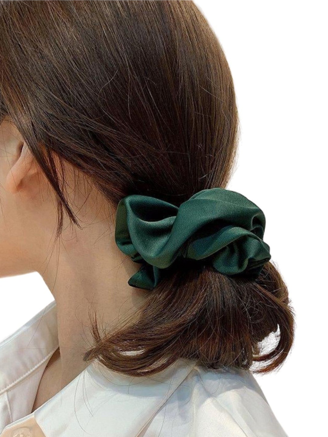 

Mueras Silk Satin Scrunchie, Green