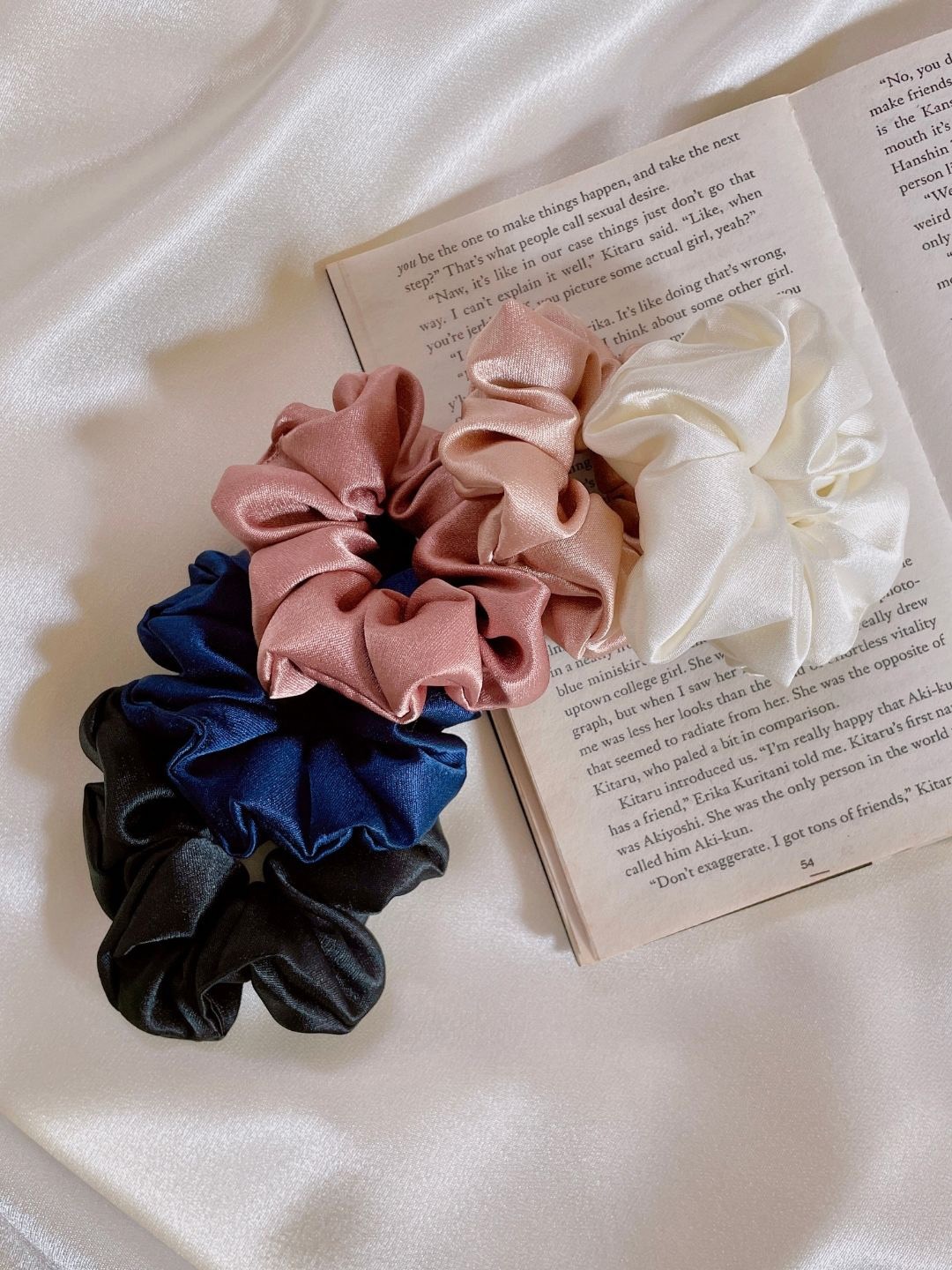 

Mueras Satin Silk Hair Scrunchie Set of 5, Cream