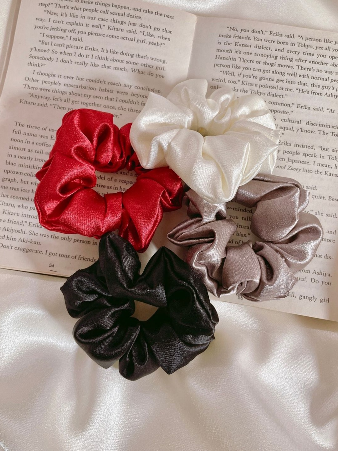 

Mueras Satin Silk Hair Scrunchie Set of 4, Cream