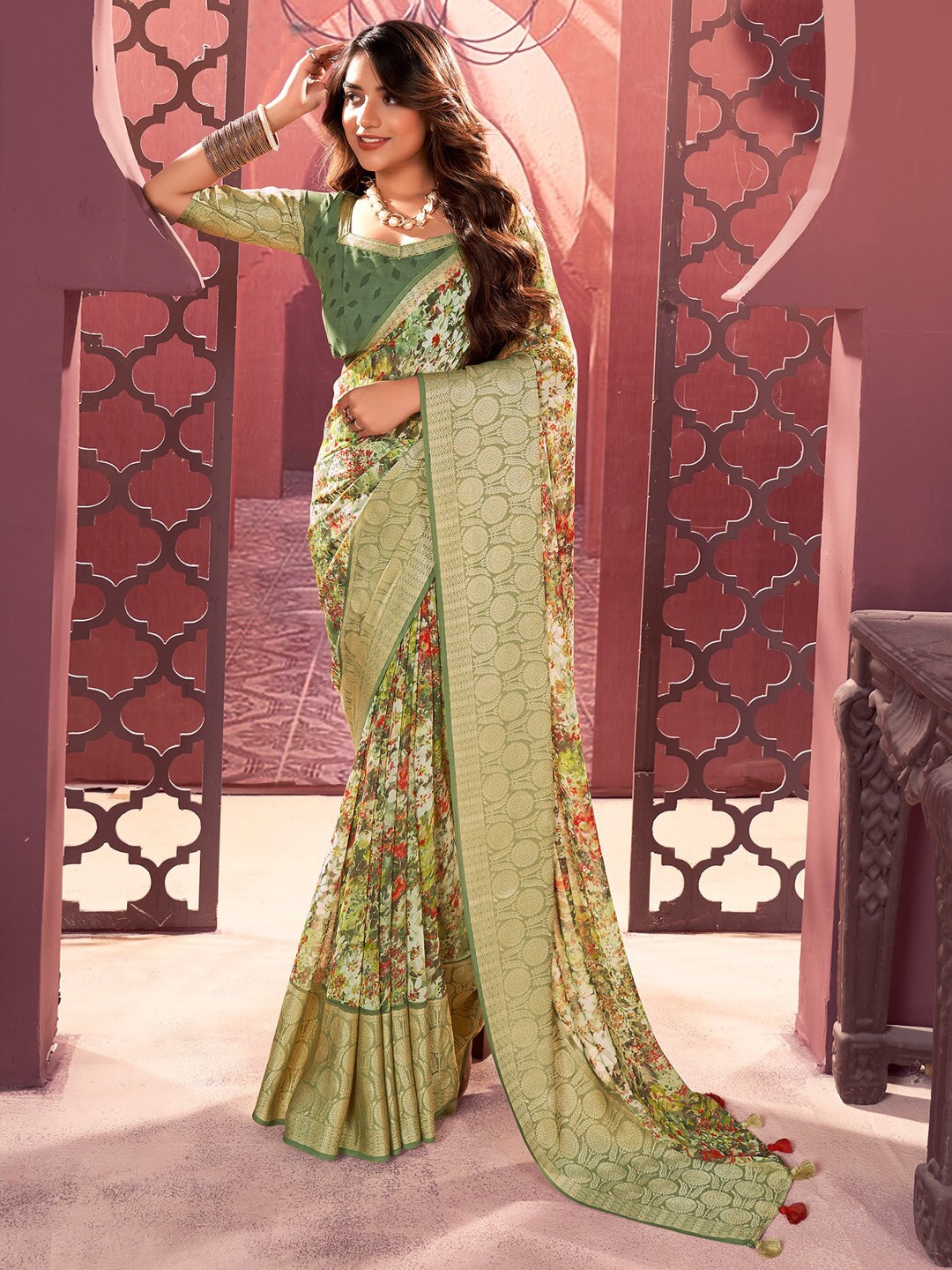 

Anouk Floral Printed Zari Pure Georgette Sungudi Saree, Sea green