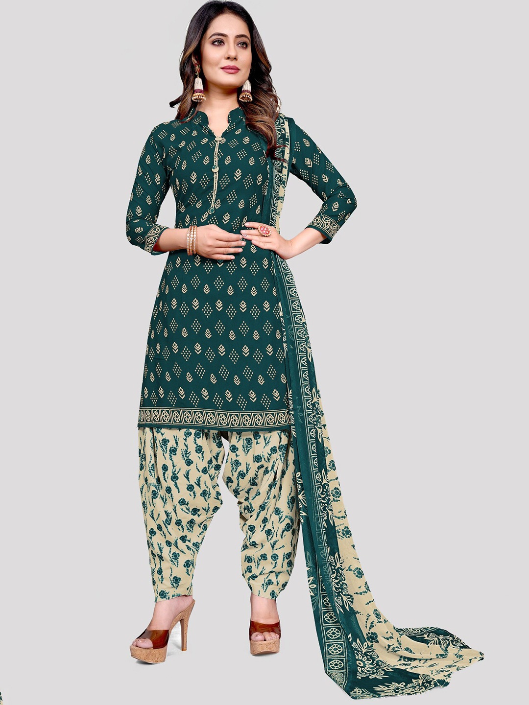 

KALINI Ethnic Motifs Printed Unstitched Dress Material, Green
