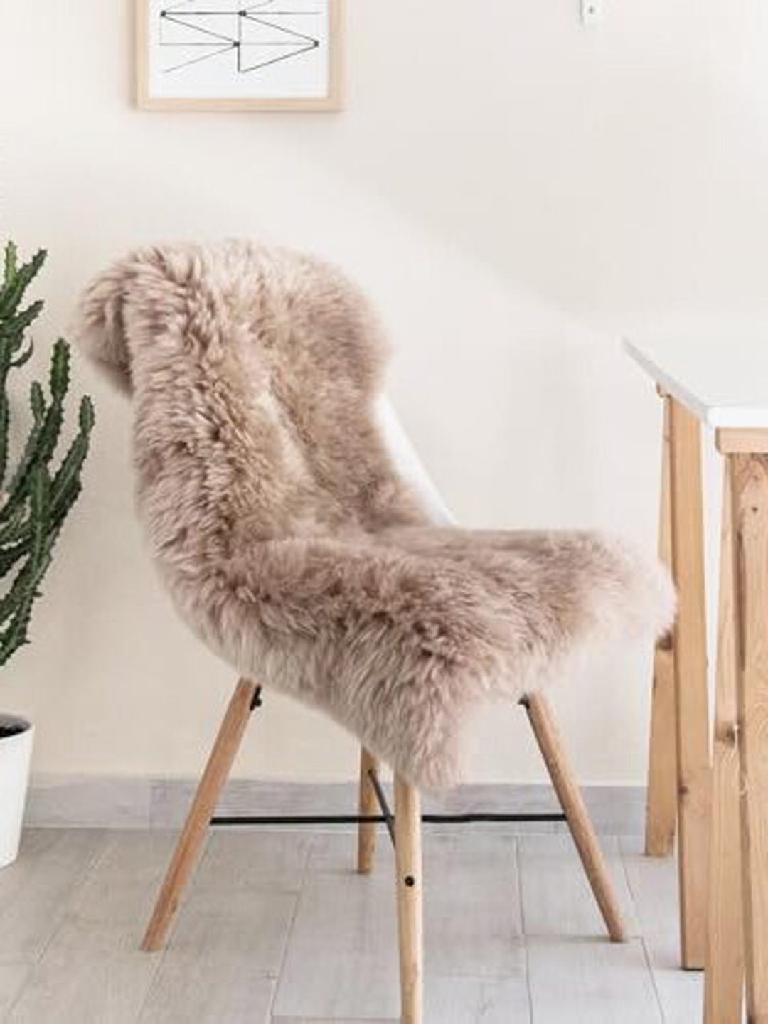 

HOUSE OF QUIRK Brown Linen Fur Rug Floor Mats