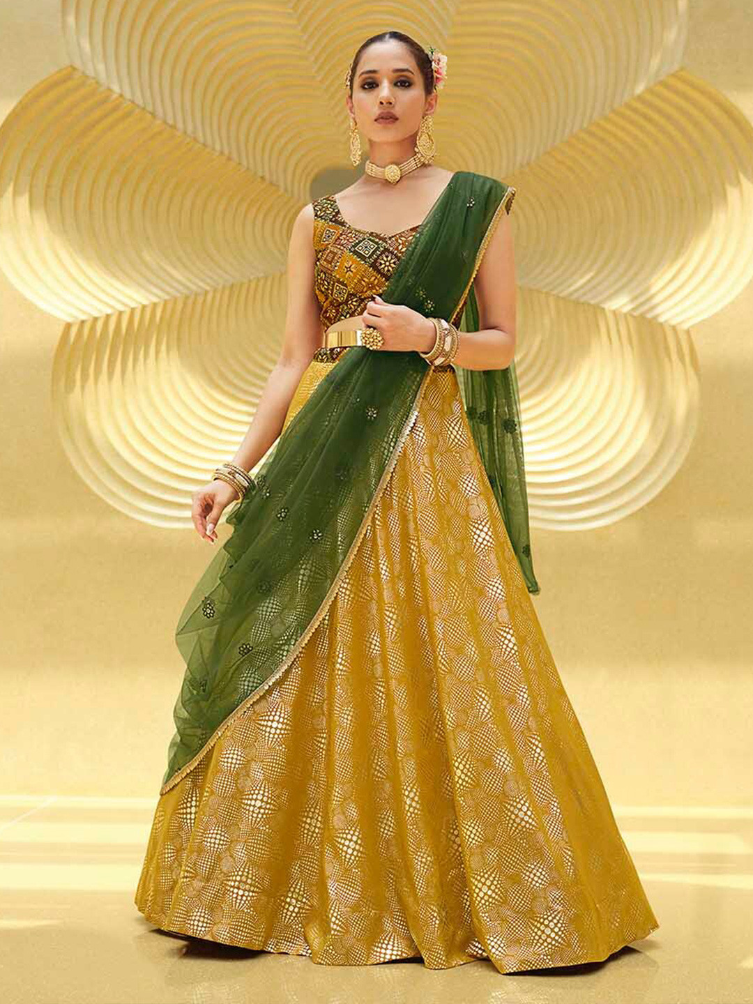

SHUBHKALA Ethnic Motifs Embroidered Ready to Wear Lehenga & Blouse With Dupatta, Green