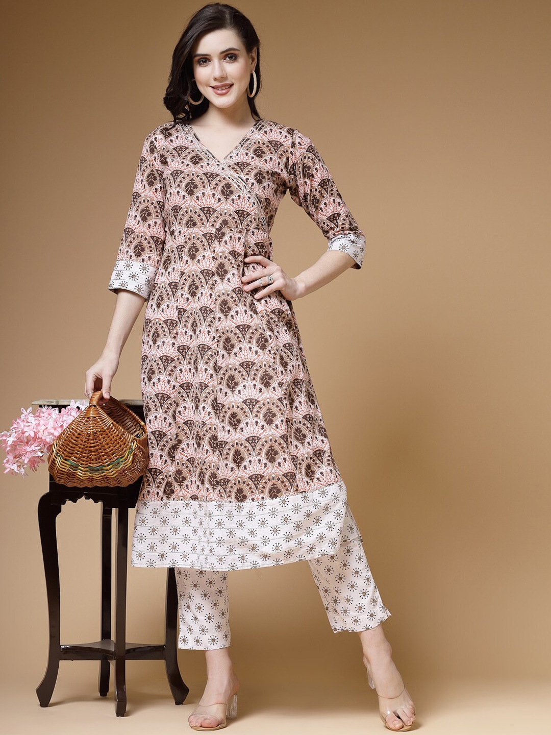 

Indibelle Ethnic Motifs Printed Regular Pure Cotton Kurta With Trousers, Brown