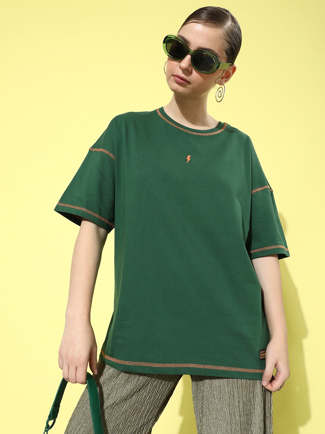 

Stormborn Women Solid Drop-Shoulder Sleeves Oversized T-shirt, Green