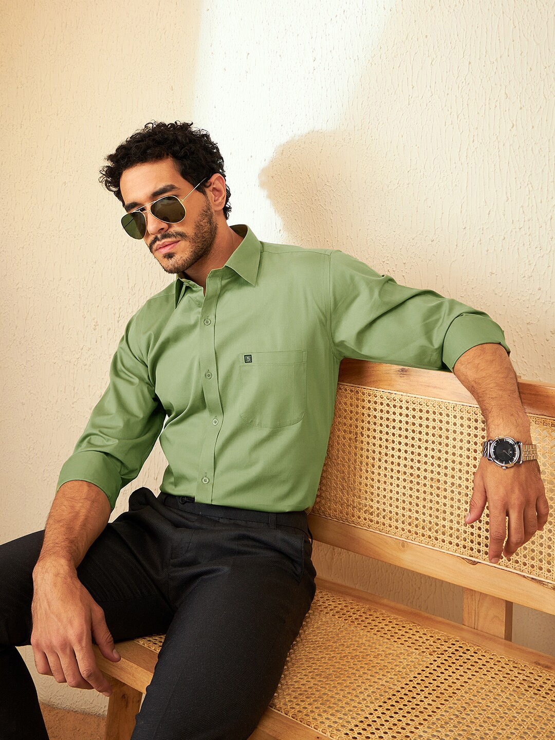 

DENNISON Smart Spread Collar Cotton Formal Shirt, Green