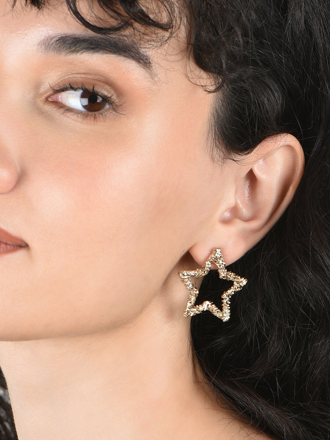 

ToniQ Gold-Plated Star Shaped Studs Earrings