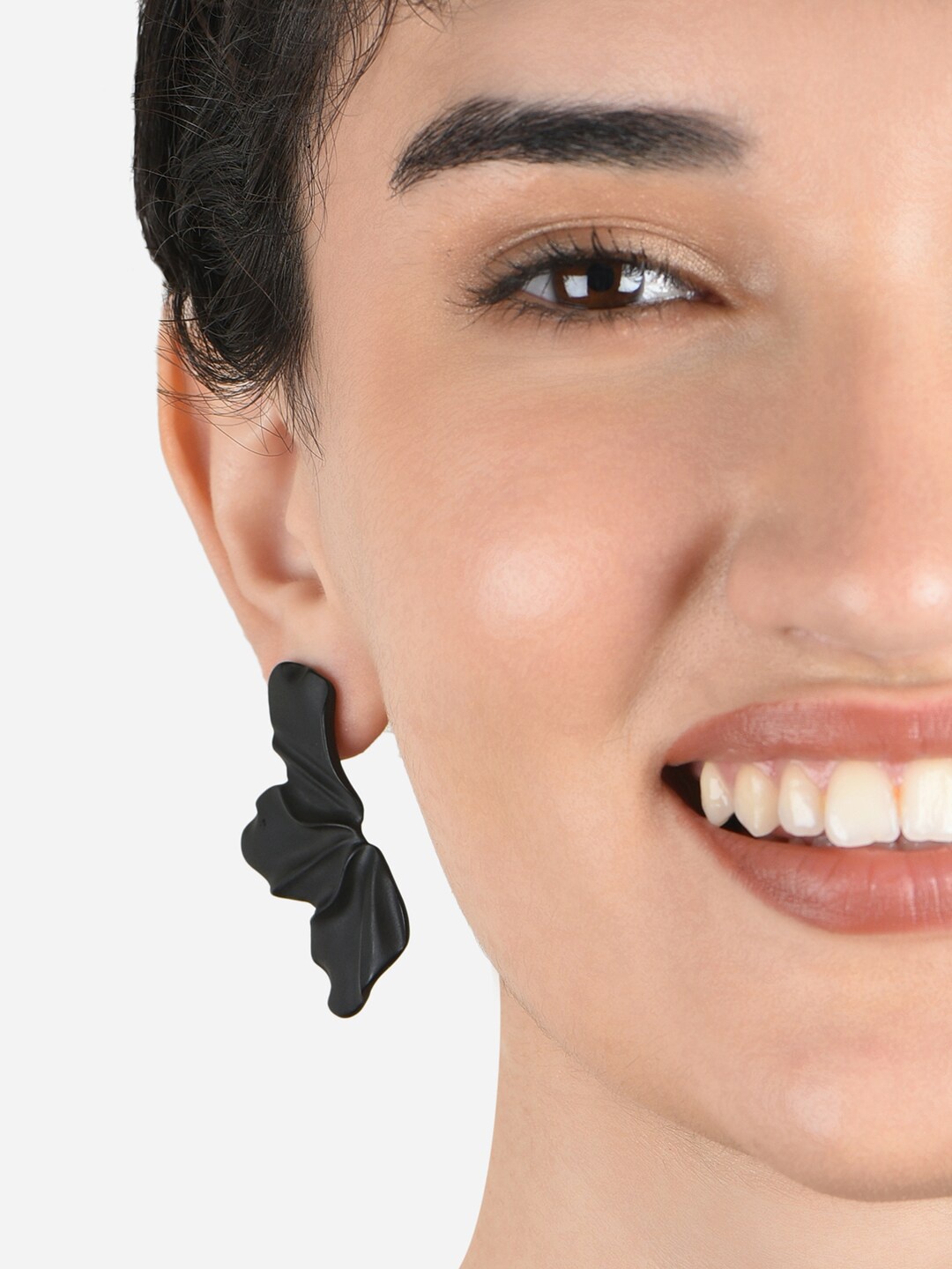 

ToniQ Leaf Shaped Drop Earrings, Black