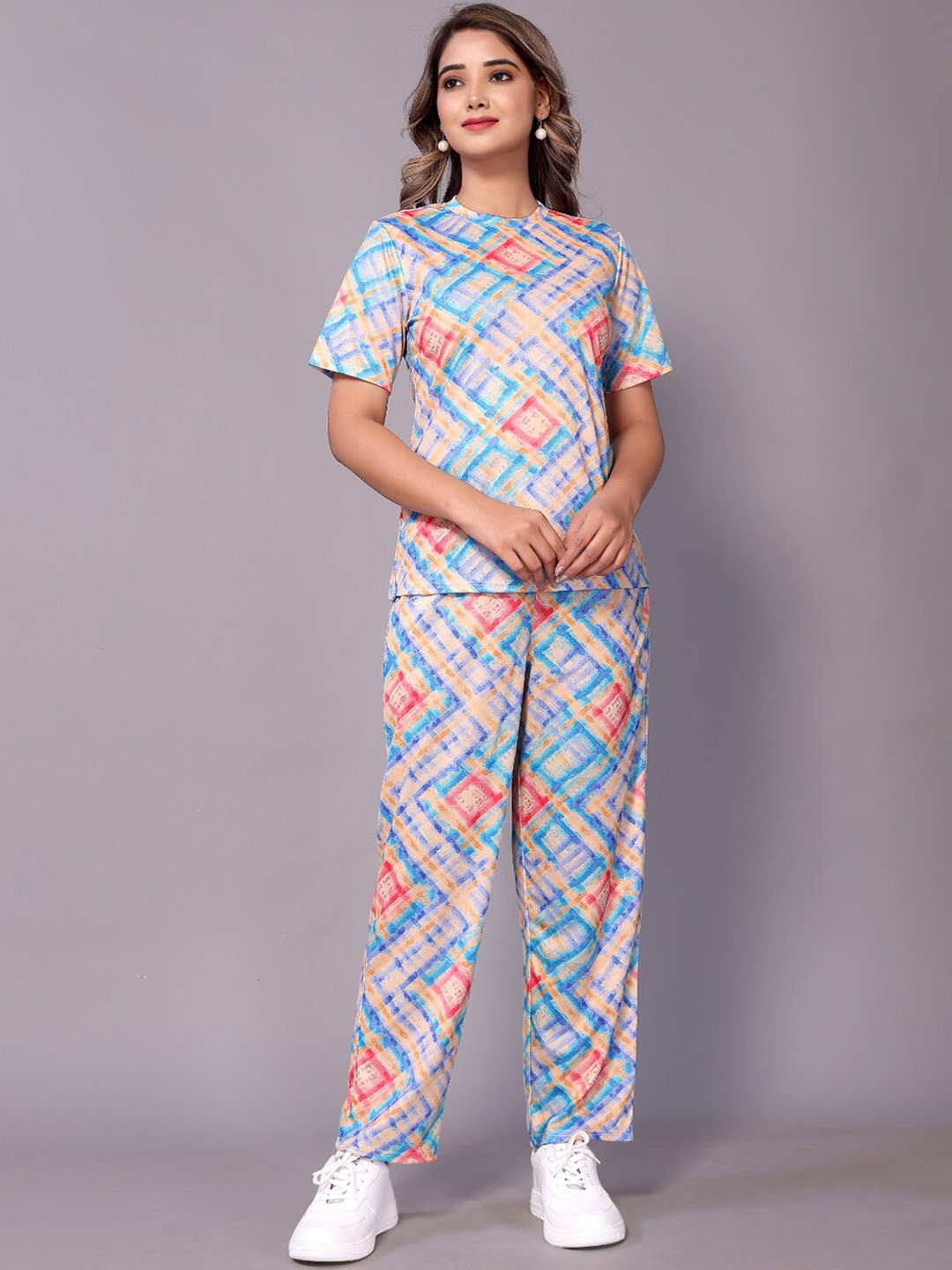 

WESTHOOD Printed Round Neck T-Shirt With Trousers, Blue