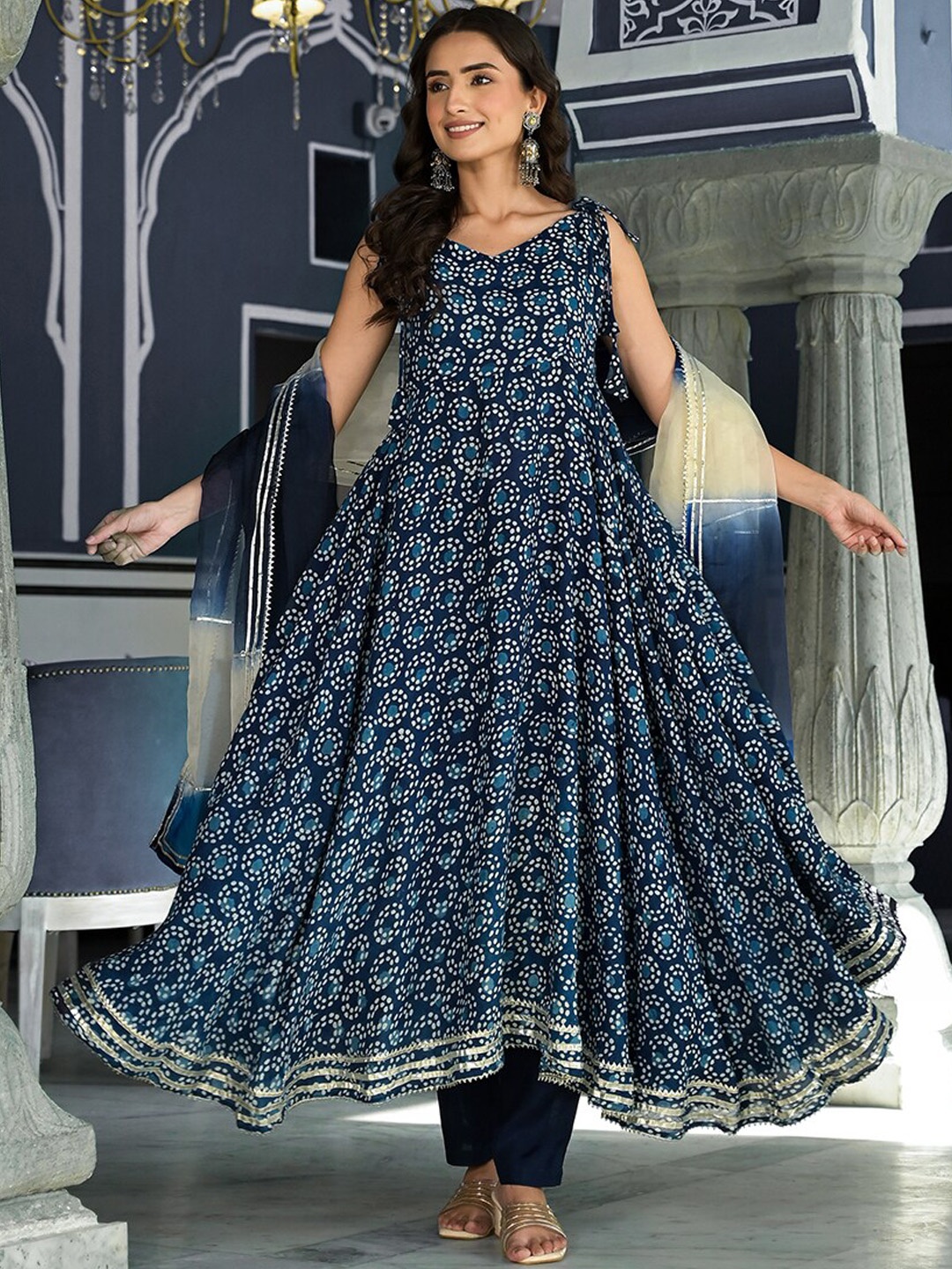 

Divena Printed Sleeveless Indigo Anarkali Kurta with Trousers & Dupatta, Blue