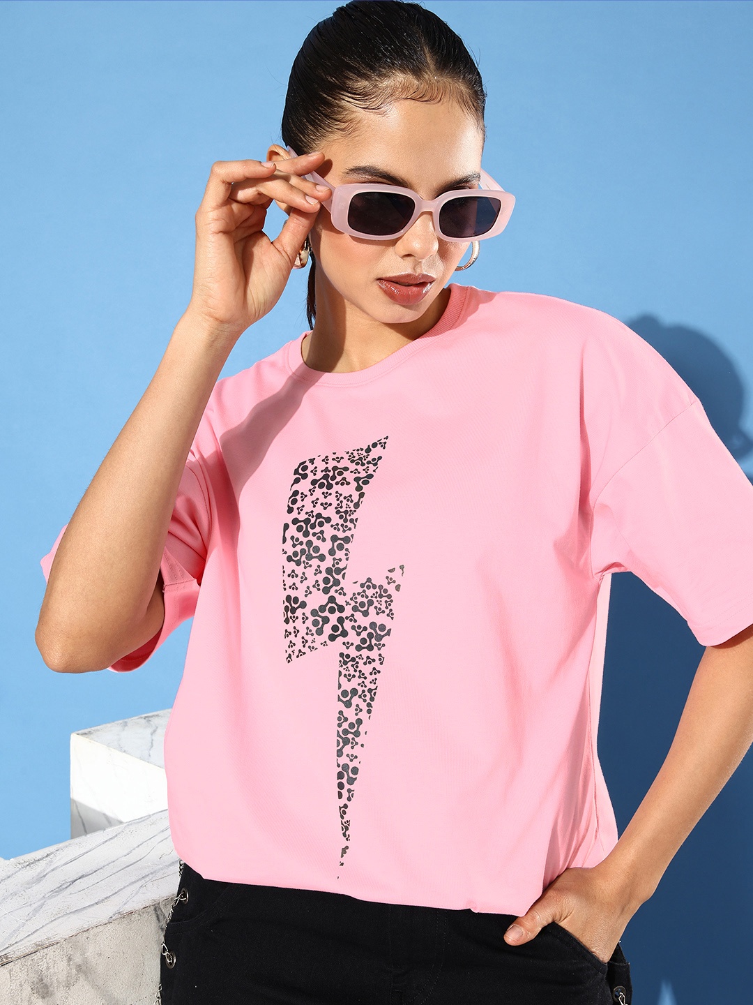

Stormborn Graphic Printed Drop-Shoulder Sleeves Oversized Pure Cotton T-shirt, Pink