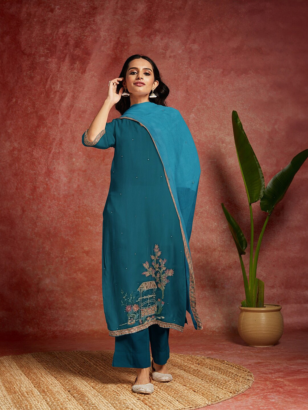

Libas Floral Embroidered Sequinned Organza Unstitched Dress Material, Teal
