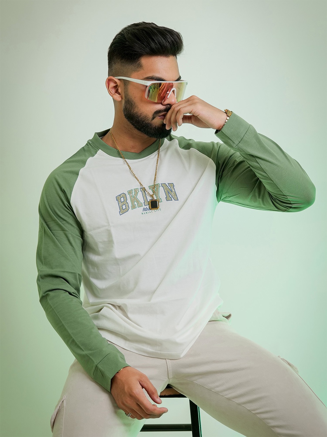 

Maniac Typography Printed Raglan Sleeves Pure Cotton T-Shirt, Green