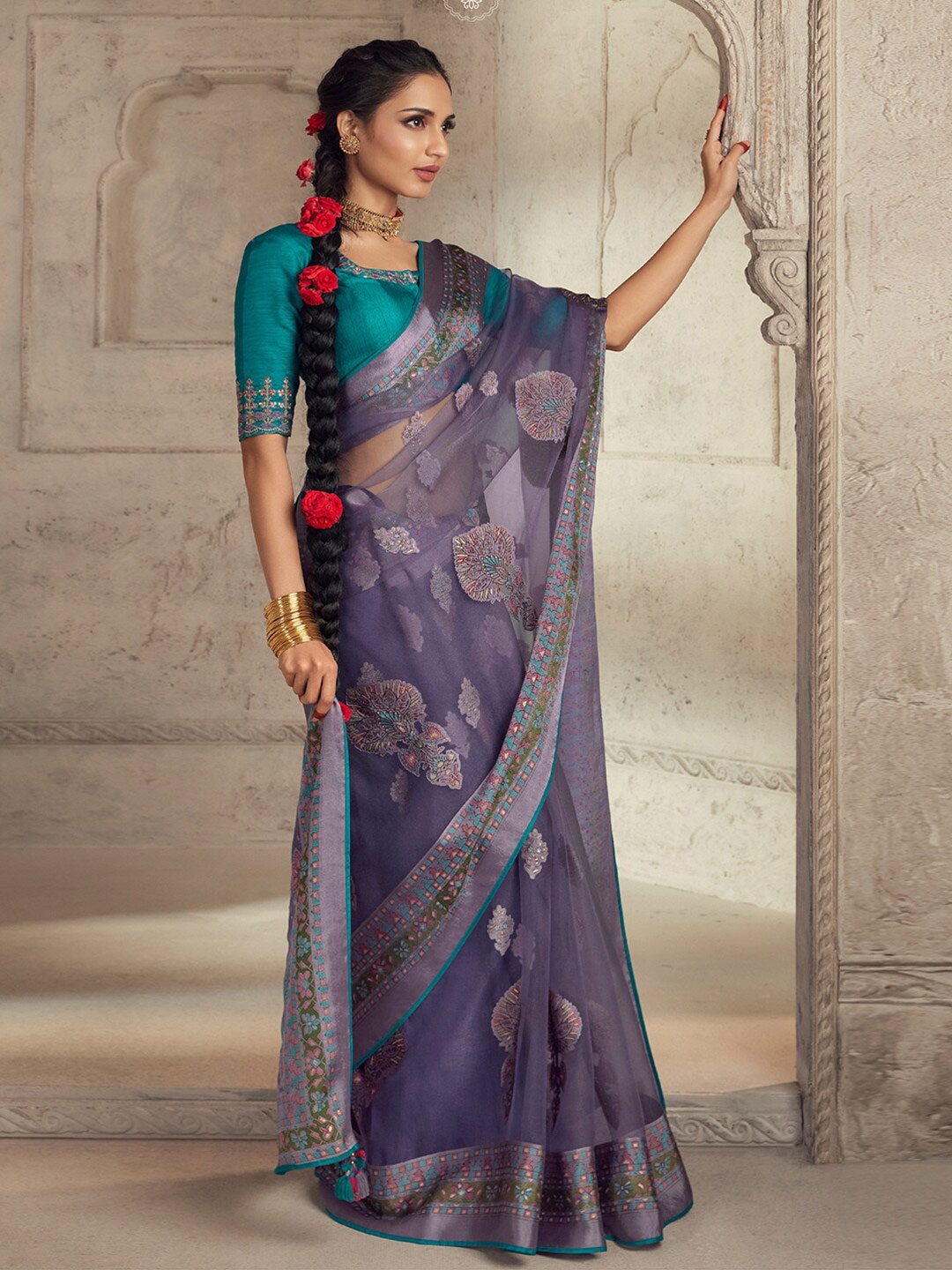 

Mitera Violet & Blue Ethnic Motifs Printed Brasso Saree