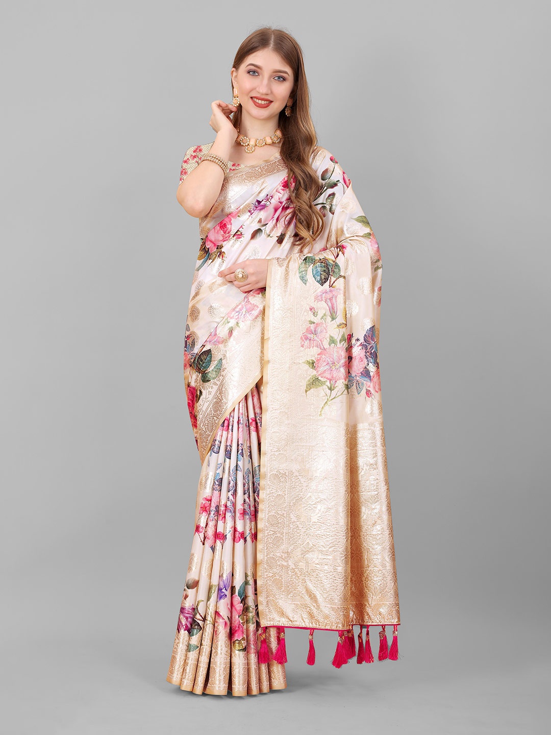 

YAVIRA SILK Floral Woven Design Zari Pure Silk Banarasi Saree, Cream