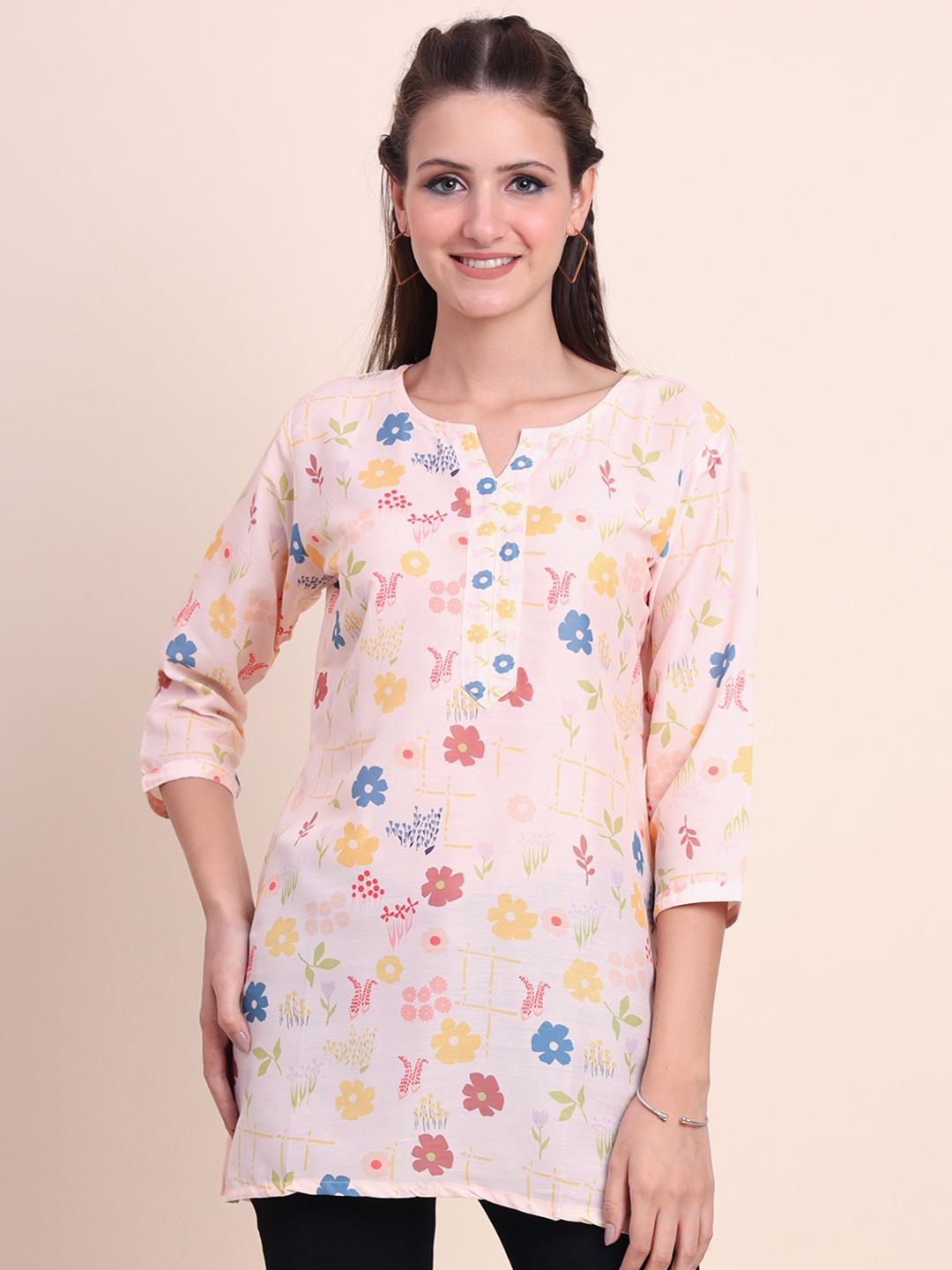 

VAIRAGEE Floral Printed Round Neck A-Line Kurti, Pink