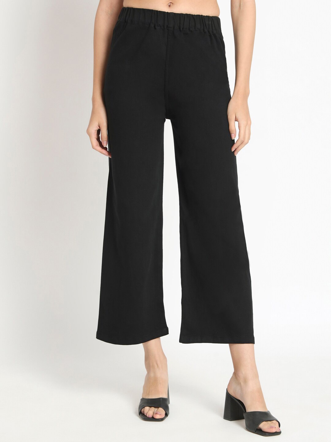 

BAESD Women Flared Mid-Rise Plain Cotton Trousers, Black