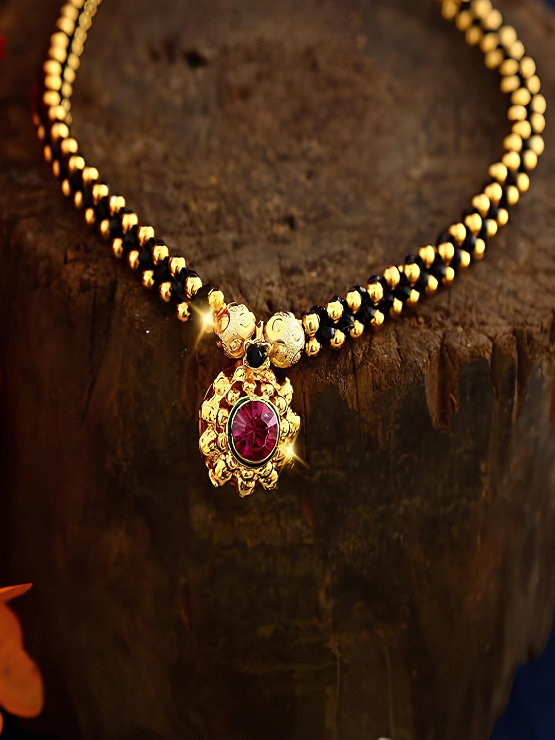

KARISHMA KREATIONS Gold-Plated Artificial Beads Necklace