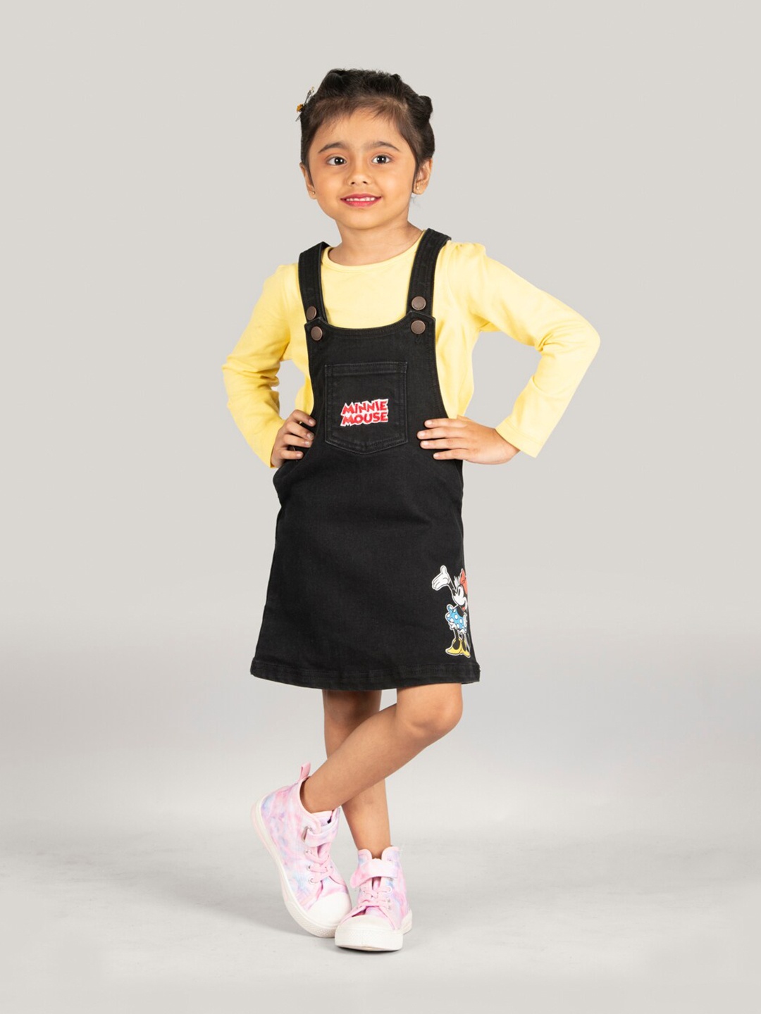 

Zalio Girls Minnie Mouse Printed Pure Cotton T-shirt with Skirt, Black