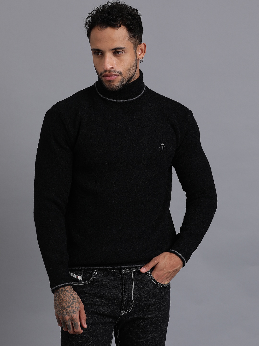 

JAVINISHKA Turtle Neck Wool Pullover Sweater, Black