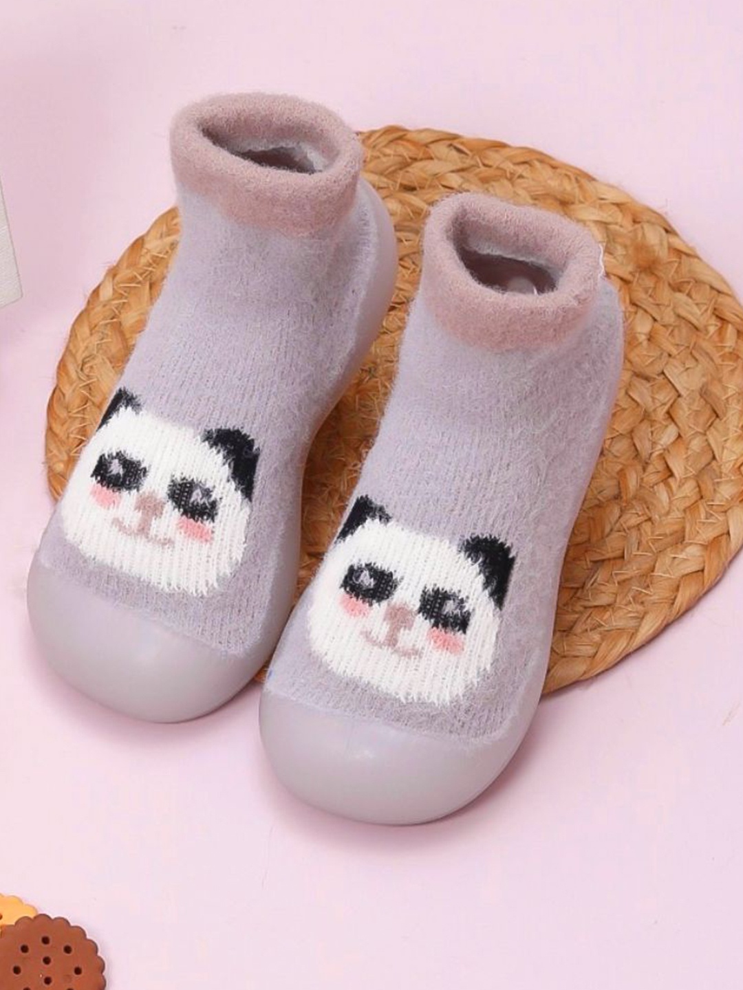 

Yellow Bee Girls Patterned Cotton Anti-Skid Ankle Length Socks, Mauve