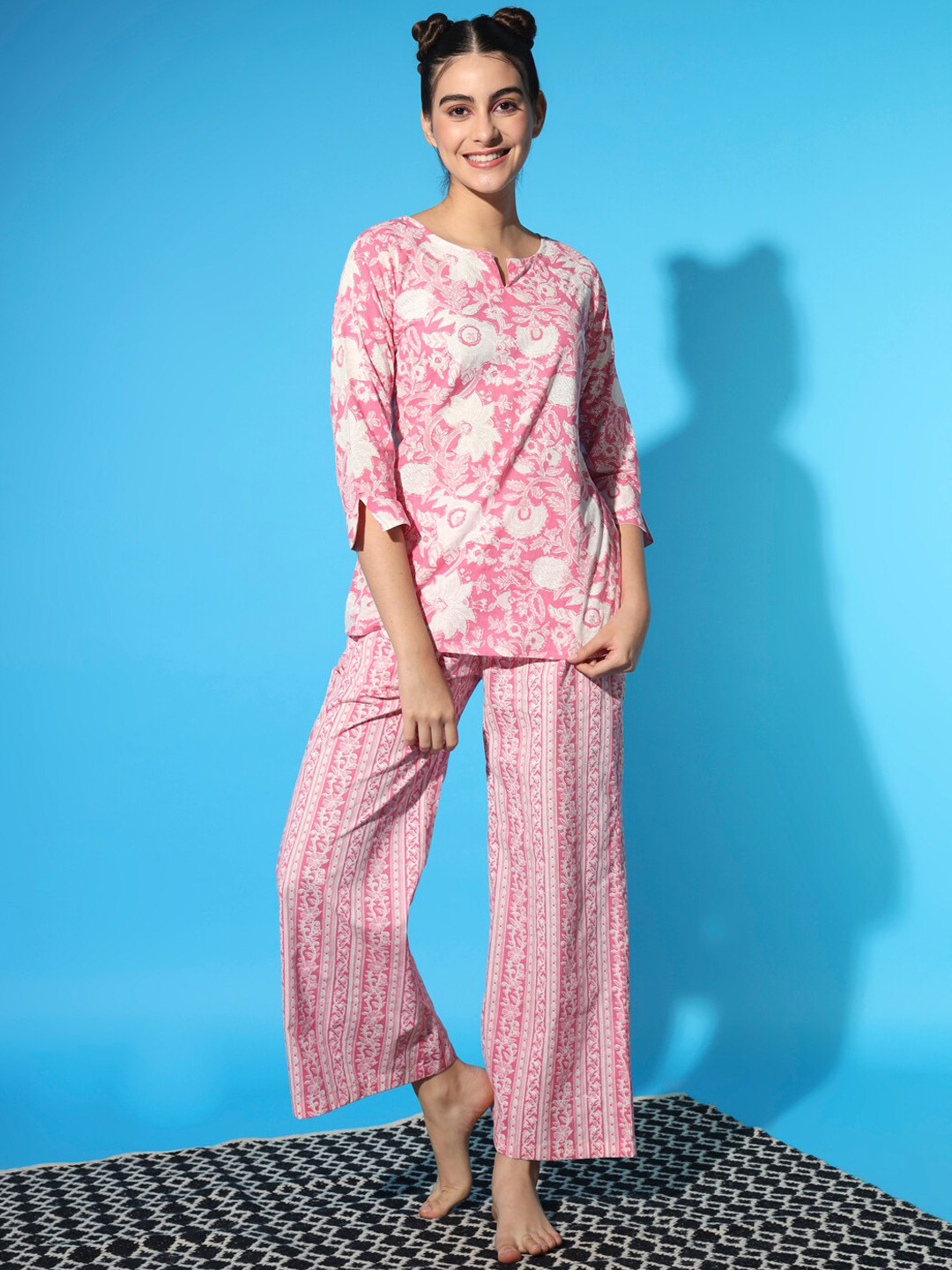 

ETC Ethnic Motifs Printed Pure Cotton Night suit, Pink