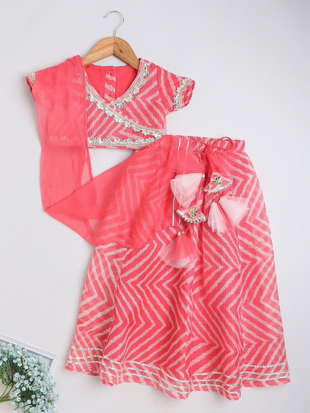 

The Magic Wand Girls Printed Gotta Patti Ready to Wear Lehenga & Blouse With Dupatta, Pink