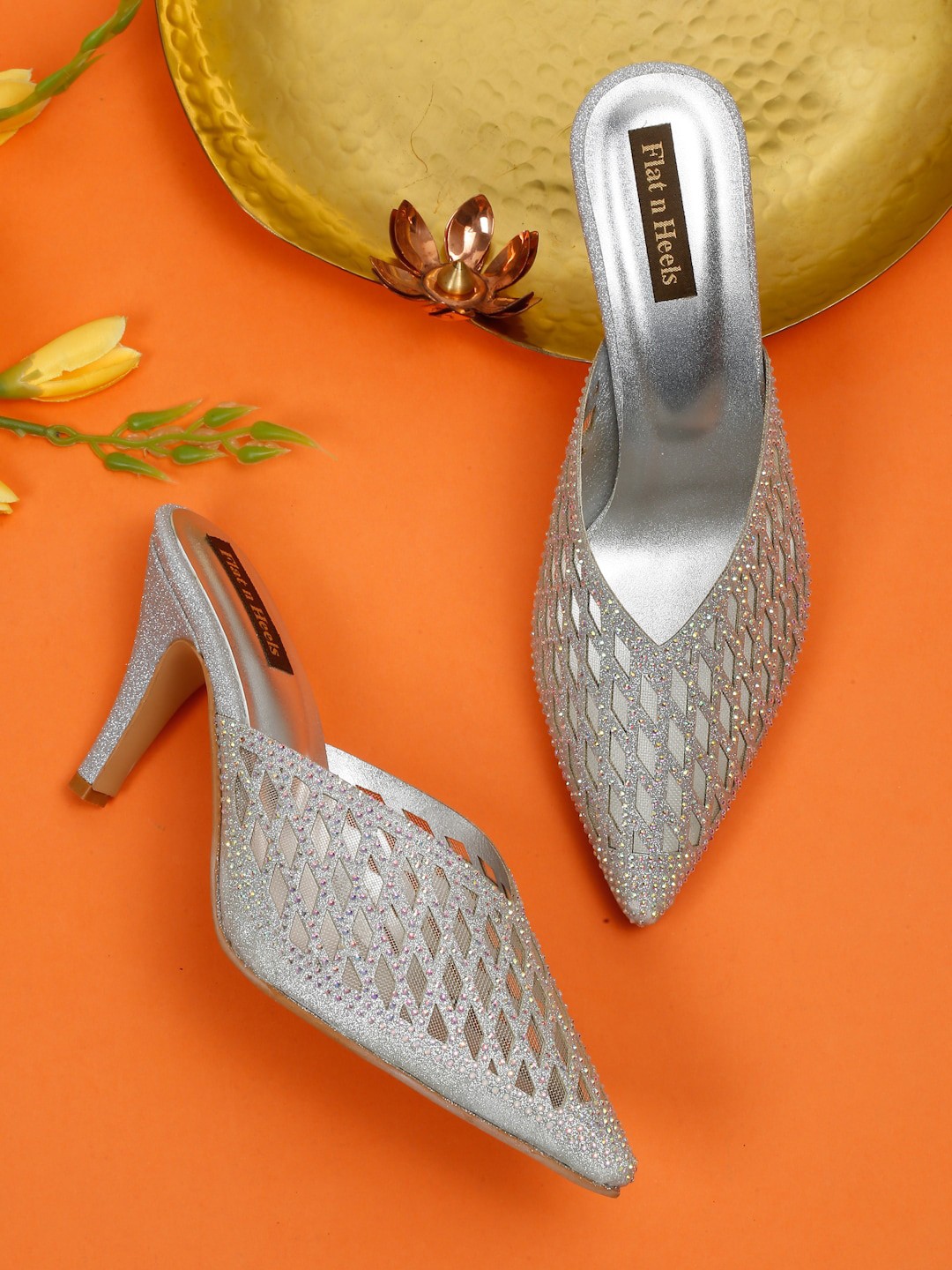 

Flat n Heels Embellished Pointed Toe Slim Pumps, Silver