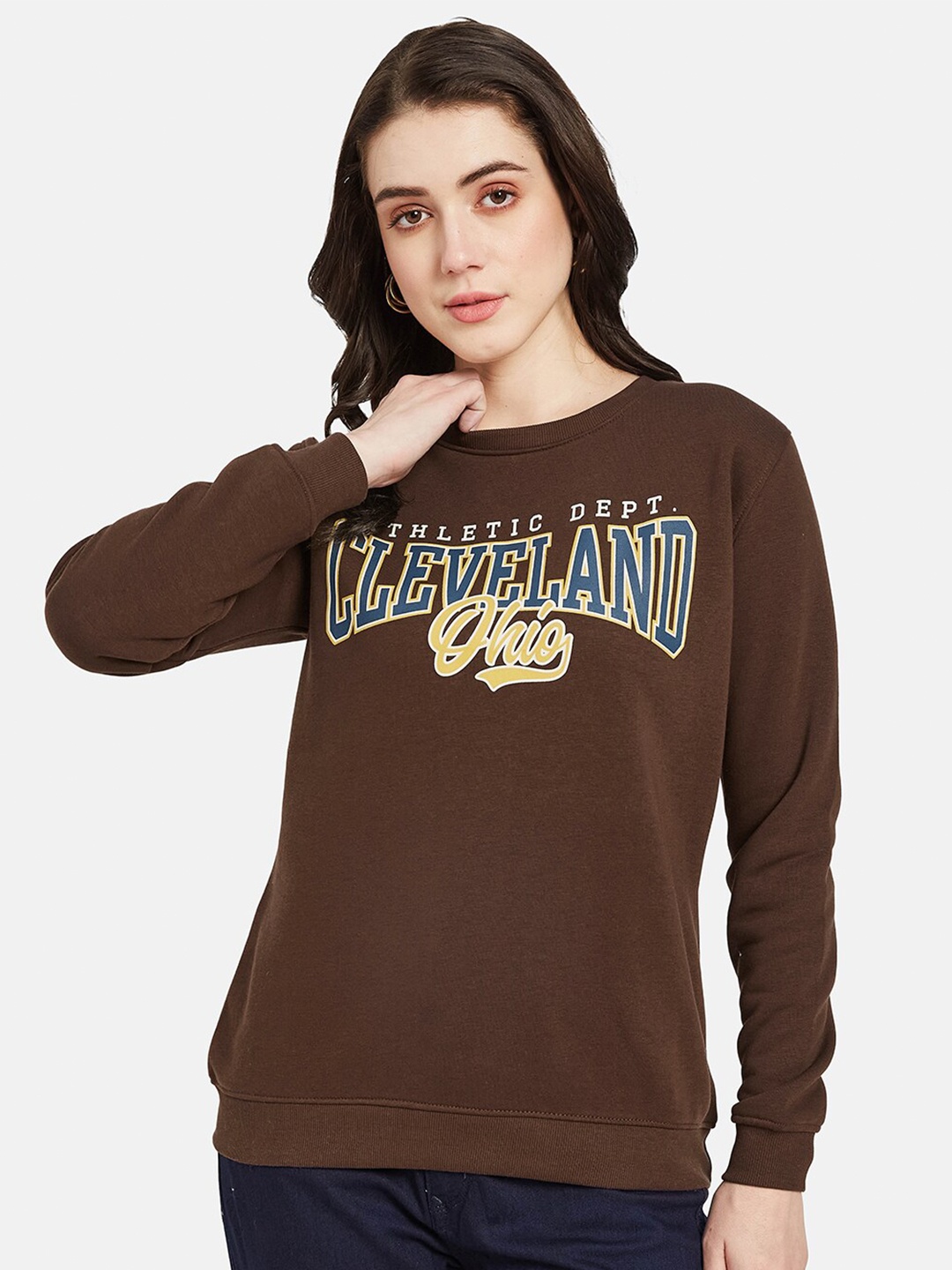 

METTLE Typography Printed Fleece Pullover, Brown
