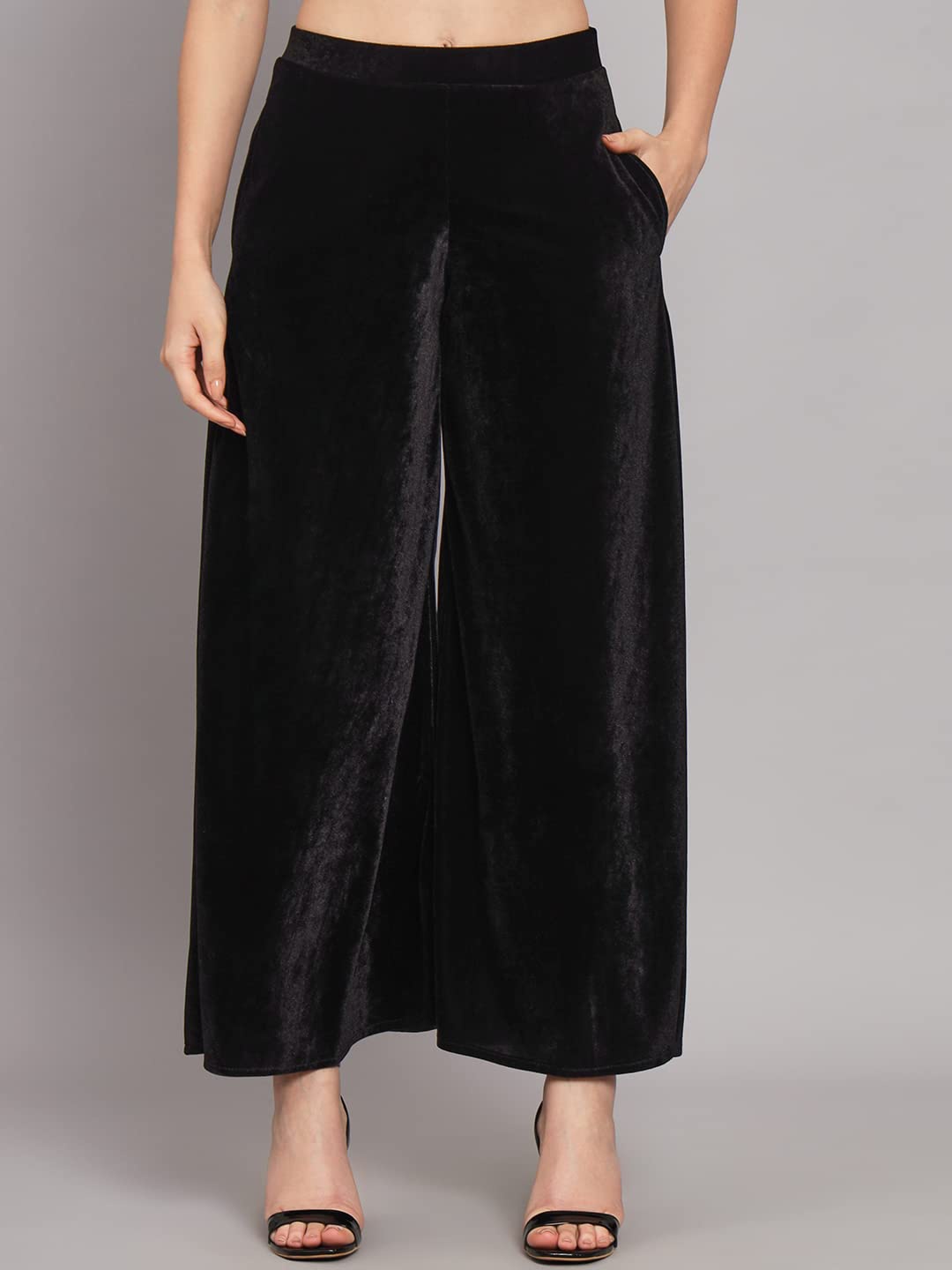 

CHANDERKASH Flared Knitted Velvet Palazzos, Black
