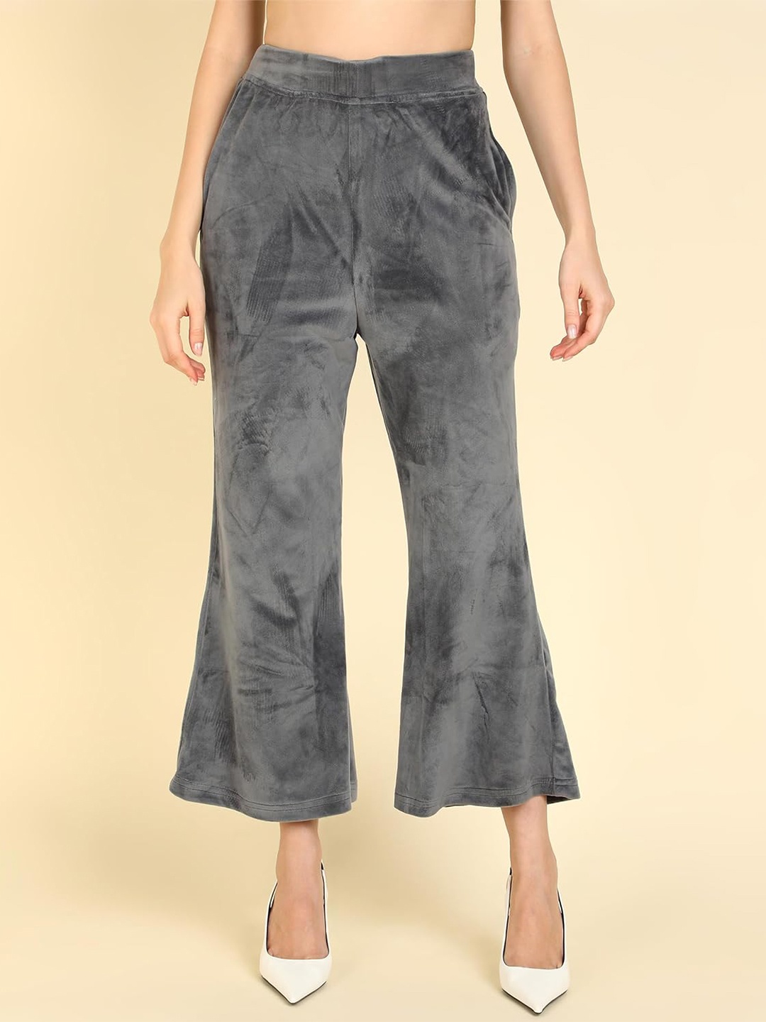 

CHANDERKASH Knitted Velvet Wide Leg Palazzos, Grey