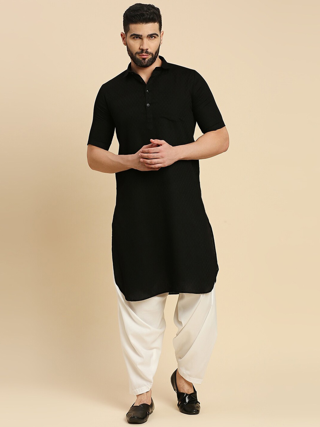 

RAJUBHAI HARGOVINDAS Geometric Woven Design Shirt Collar Cotton Kurta, Black